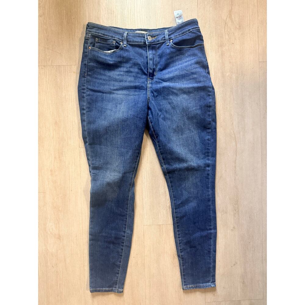 Levi Strauss High rise Skinny Dark Jeans Sz 32